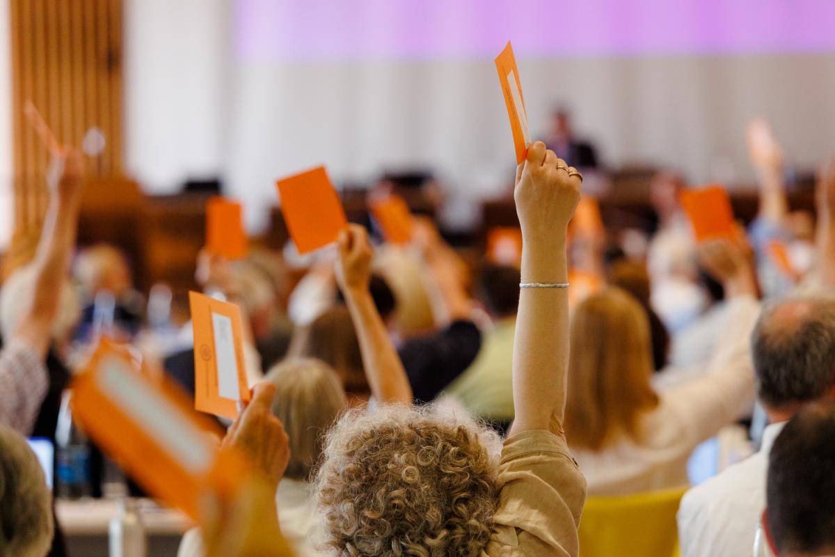 Abstimmung in der Kirchensynode